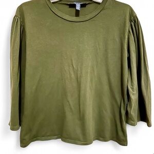 New ModCloth olive green wide sleeve blouse t shirt women’s medium